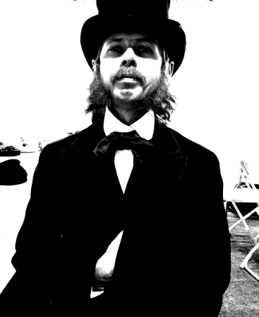 Musician, performer, producer, DJ and cultivator of amazing facial hair - Boxcar Strainsun opens up to me!